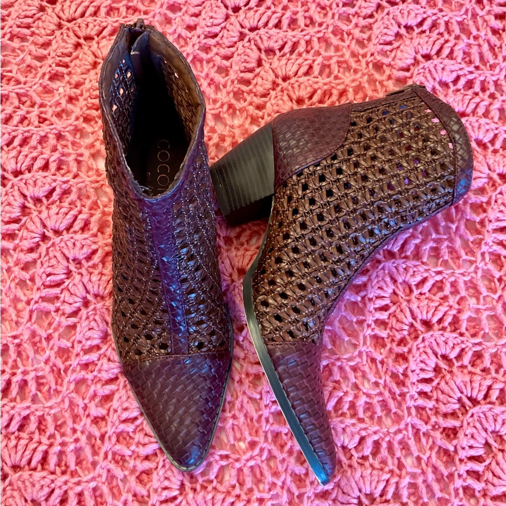 Coconuts by Matisse Woven Brown Ankle Booties